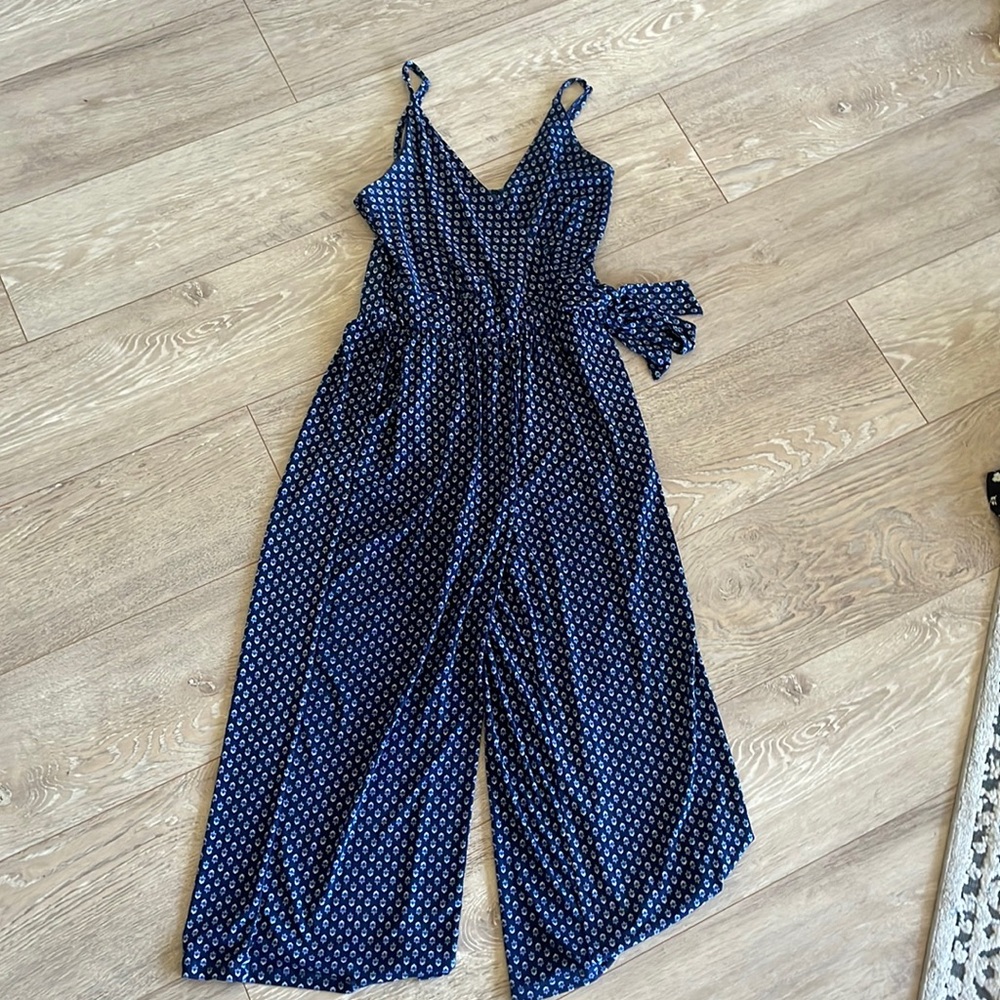 Blue cropped jumpsuit / jumper